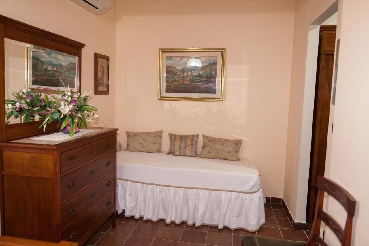 B&B Villa Carmen SantʼAlessio Siculo Εξωτερικό φωτογραφία